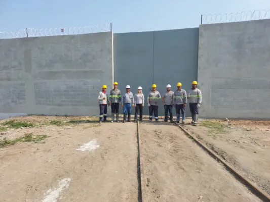 Muro e Drenagem para o ADM no Laboratório de Japeri