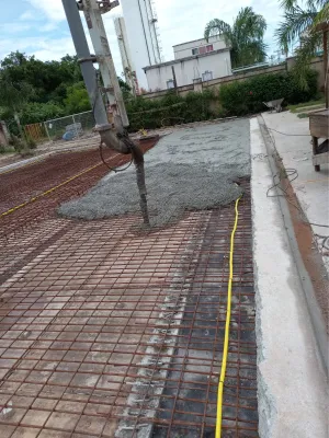 Cisterna em Concreto Armado e Contenção com Estacas Hélice Contínua