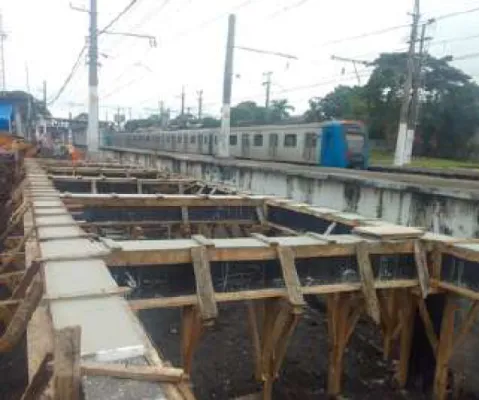 Reconstrução de Plataforma de Embarque de Passageiros