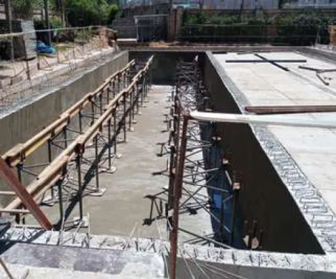 Cisterna em Concreto Armado e Contenção com Estacas Hélice Contínua