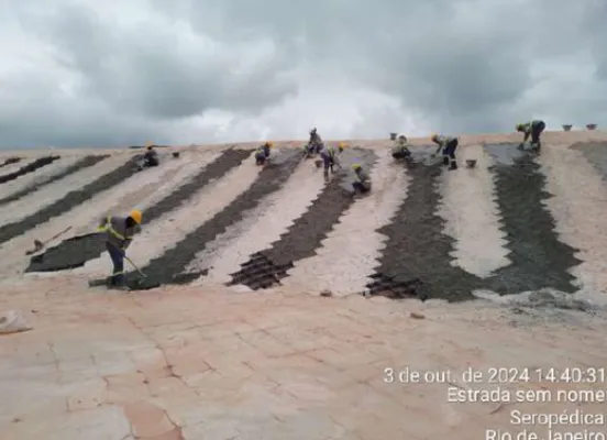 Revestimento em Concreto Armado para Lagoas de Chorume