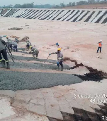 Revestimento em Concreto Armado para Lagoas de Chorume